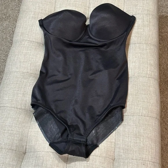Miraclesuit Shape Away Black Strapless Extra Firm Control Bodybriefer Sz 36C - Picture 3 of 10